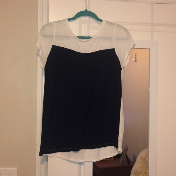 Color Block Top - Picture 1 of 2